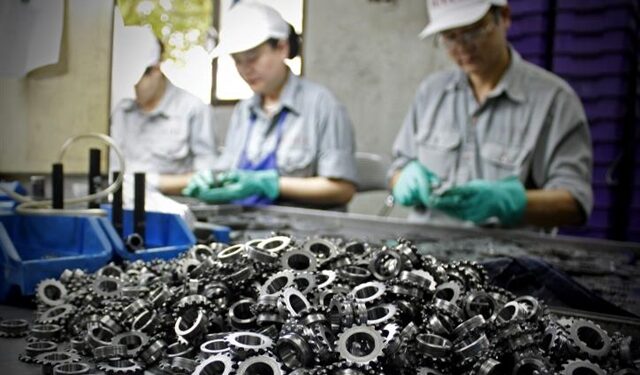 Pertumbuhan Industri Suku Cadang Mobil Vietnam Terancam