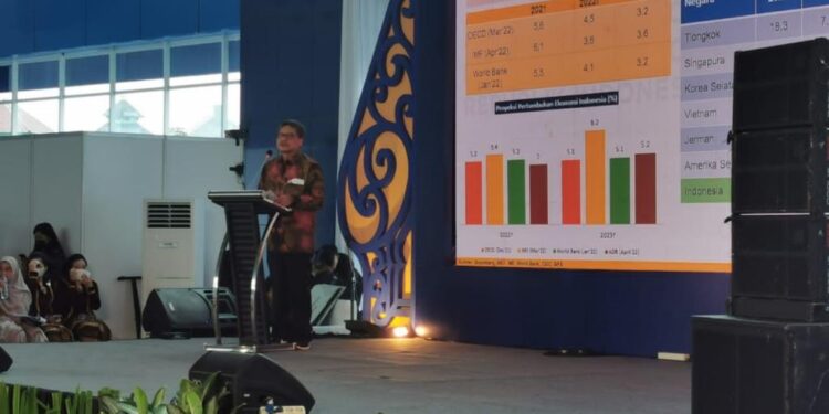 Maju Berkembang Bersama KUR dan Bangga Buatan Indonesia