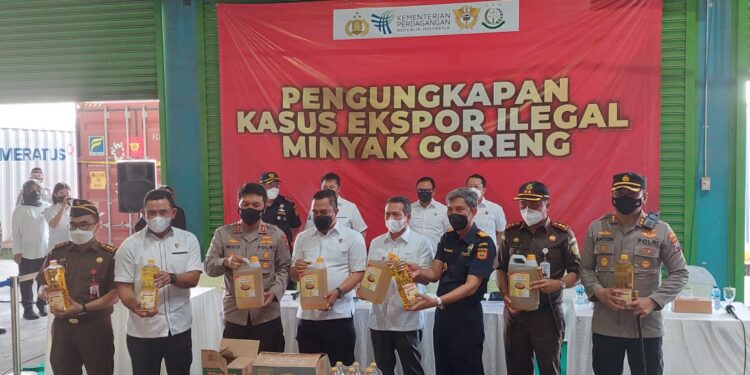 Kemendag Bersama Satgas Pangan dan Bea Cukai Gagalkan Ekspor Minyak Goreng ke Timor Leste