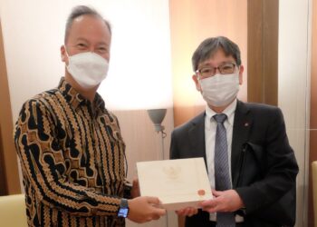 Menperin Tarik Investor Jepang Perkuat Industri Atsiri