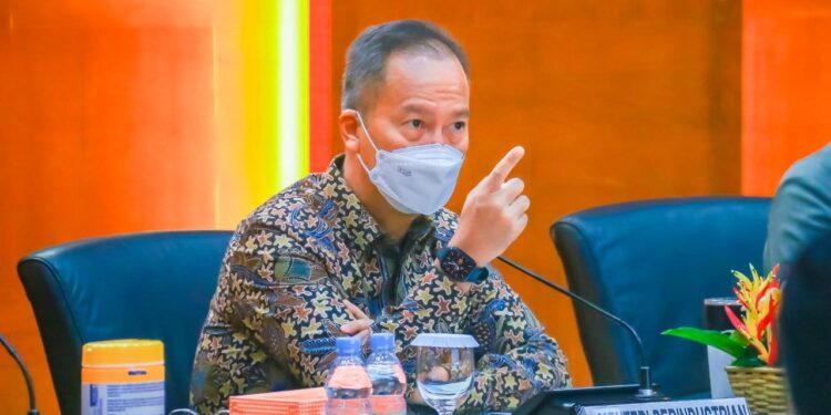 Menperin: Inilah Tantangan Global Bagi Industri Nasional