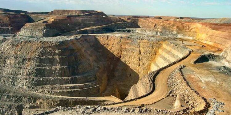 Menteri ESDM: Pengolahan Dan Pemurnian Mineral Kritis Wajib Dilakukan di Dalam Negeri