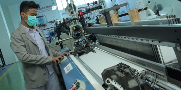 Industri TPT Butuh 135.000 Tenaga Kerja