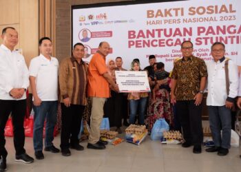BULOG-PWI Peduli Salurkan Bantuan Beras Di Hari Pers Nasional