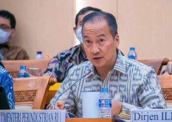 Menperin Bongkar Skandal Impor Ilegal Sepatu Bekas