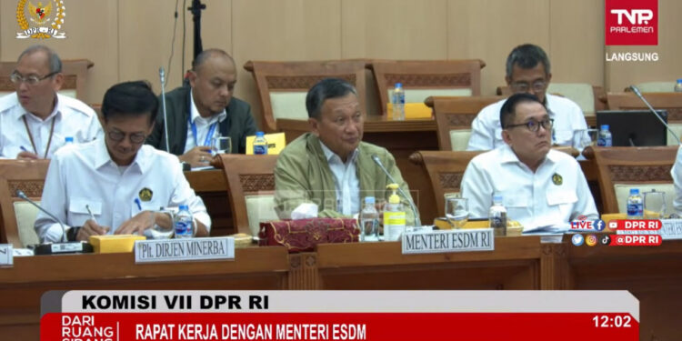 Menteri ESDM Ungkap Lima Smelter Mineral Logam Capai Progress di Atas 50%