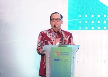 Balai Kemenperin Olah Limbah Daun Nanas Jadi Bahan Baku Industri
