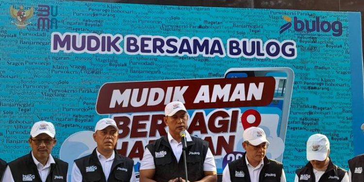 BULOG Berangkatkan 709 Pemudik dalam Program Mudik Gratis BUMN 2026